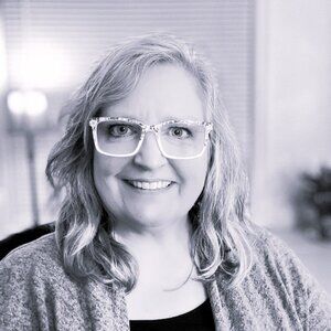 Hello! Meet The Posher | Christie @varietyofchic